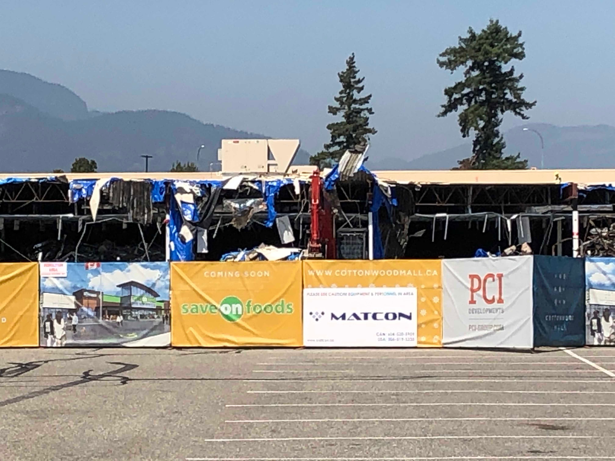 Cottonwood Mall Adding Old Navy Weathering The Storm, Bright Future FVN