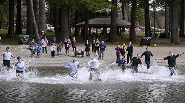 UPDATE Chilliwack RCMP 2024 Polar Plunge Cultus Lake’s Main Beach
